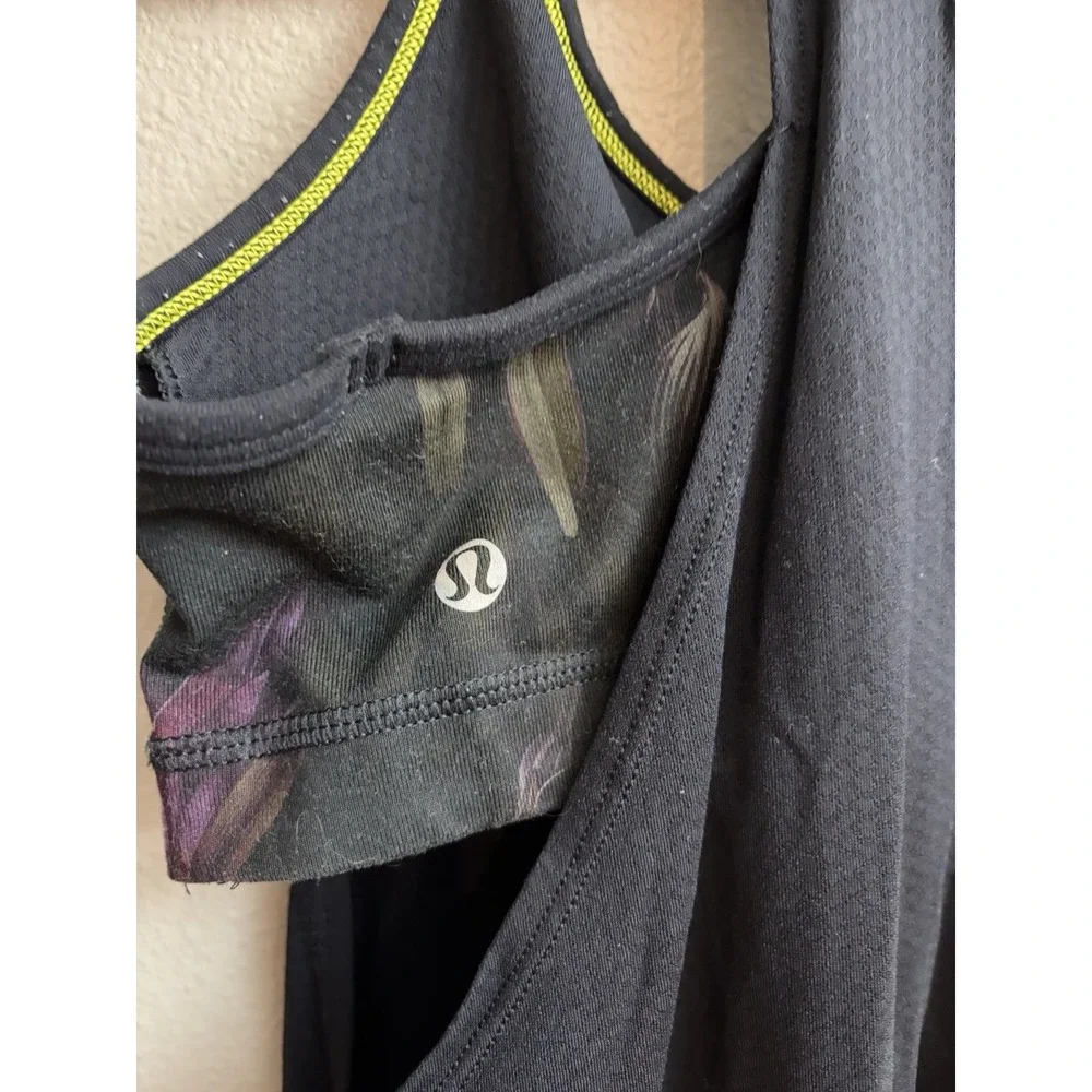 Lululemon No Limits Tank Top Black Floral Y2K Size 4 Gym Athleisure Yoga Pilates